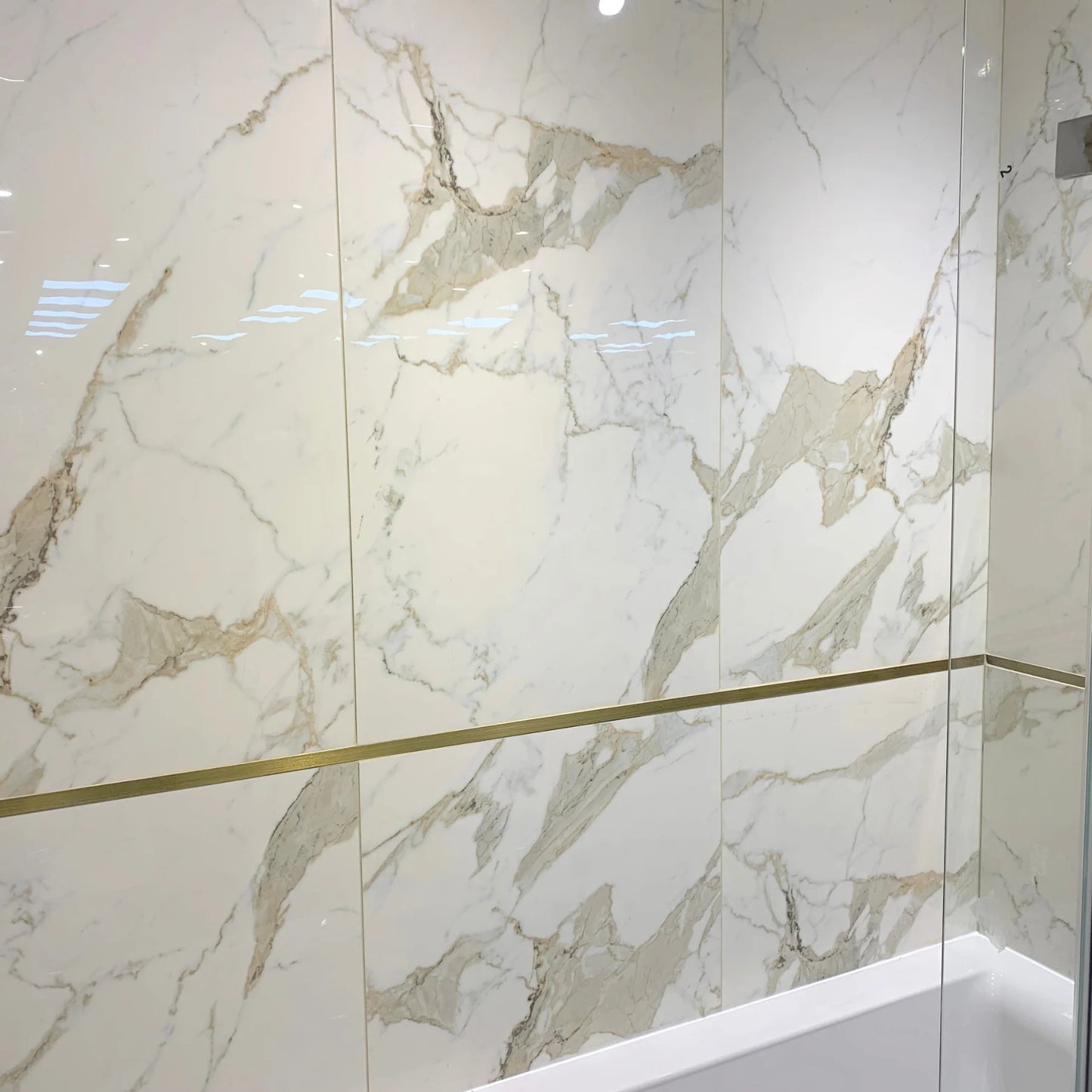 Gold Calacatta 60x120 wall and floor tile