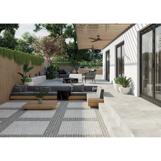 Rohe 60x60x2 Silver Matt R11